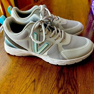 Women’s Size 8.5 Vionic Tennis Shoes